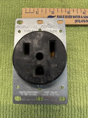 Presa elettrica per grandi